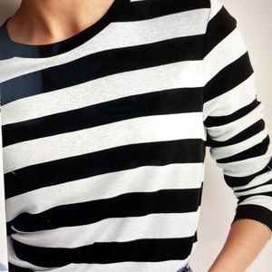 REDUCED!! 2 new T-shirts by Boden